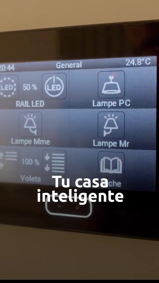 Los sistemas Smart Home, automatización de luces y seguridad también son bienes asegurables.